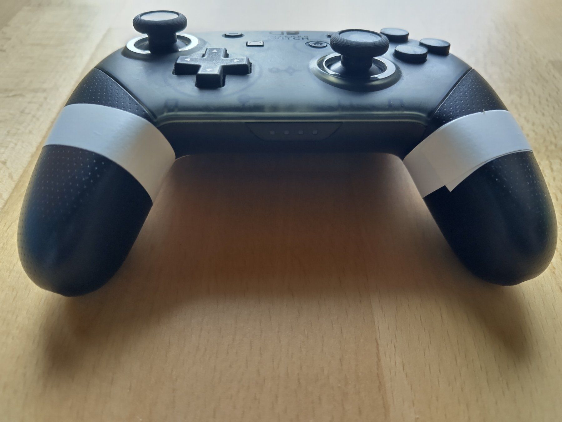 Nintendo Manettes: Nintendo Switch Pro Controller – D'occasion à Gümligen par urw_62l5 1