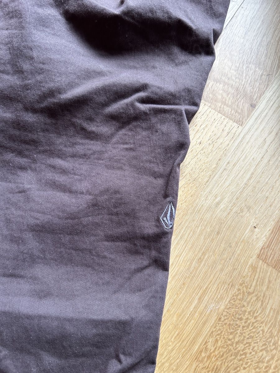 Volcom Hosen: Volcom Trousers Brown Size 32 Men's – Gebraucht aus Bern von dyl_2y87 2