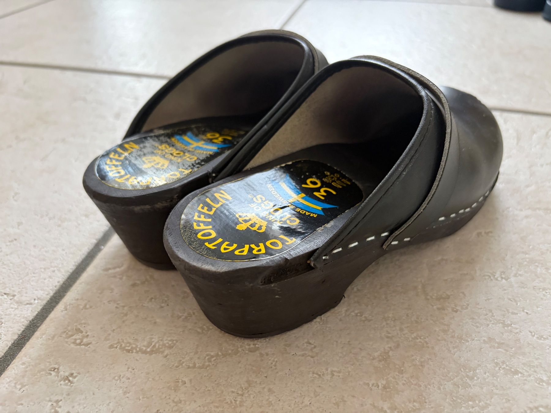 Scarpe da donna: Sabots cuir Torpatoffel taille 36 - Torpatoffel Clogs Gr. 36 – Usato da Biel-Bienne venduto da Pat194 2