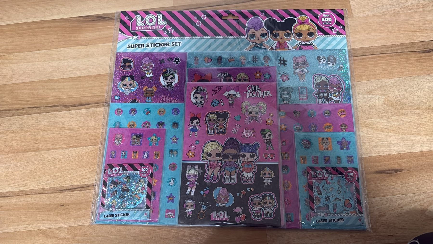 Bambole: Lol Sticker Set inkl. Rainbow Puppe – Nuovo (secondo la descrizione) da Netstal venduto da Queen37 1