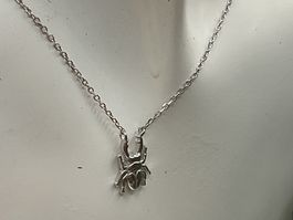 Silbercollier mit Hirschkaefer