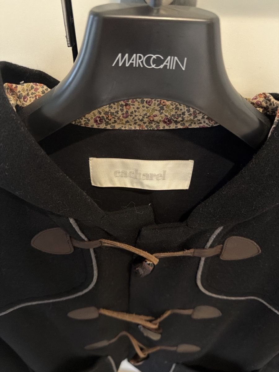 Cacharel Jacken: Cacharel Winterjacke, schwarz, Grösse 38 – Gebraucht aus Ebikon von Mcdr01 1