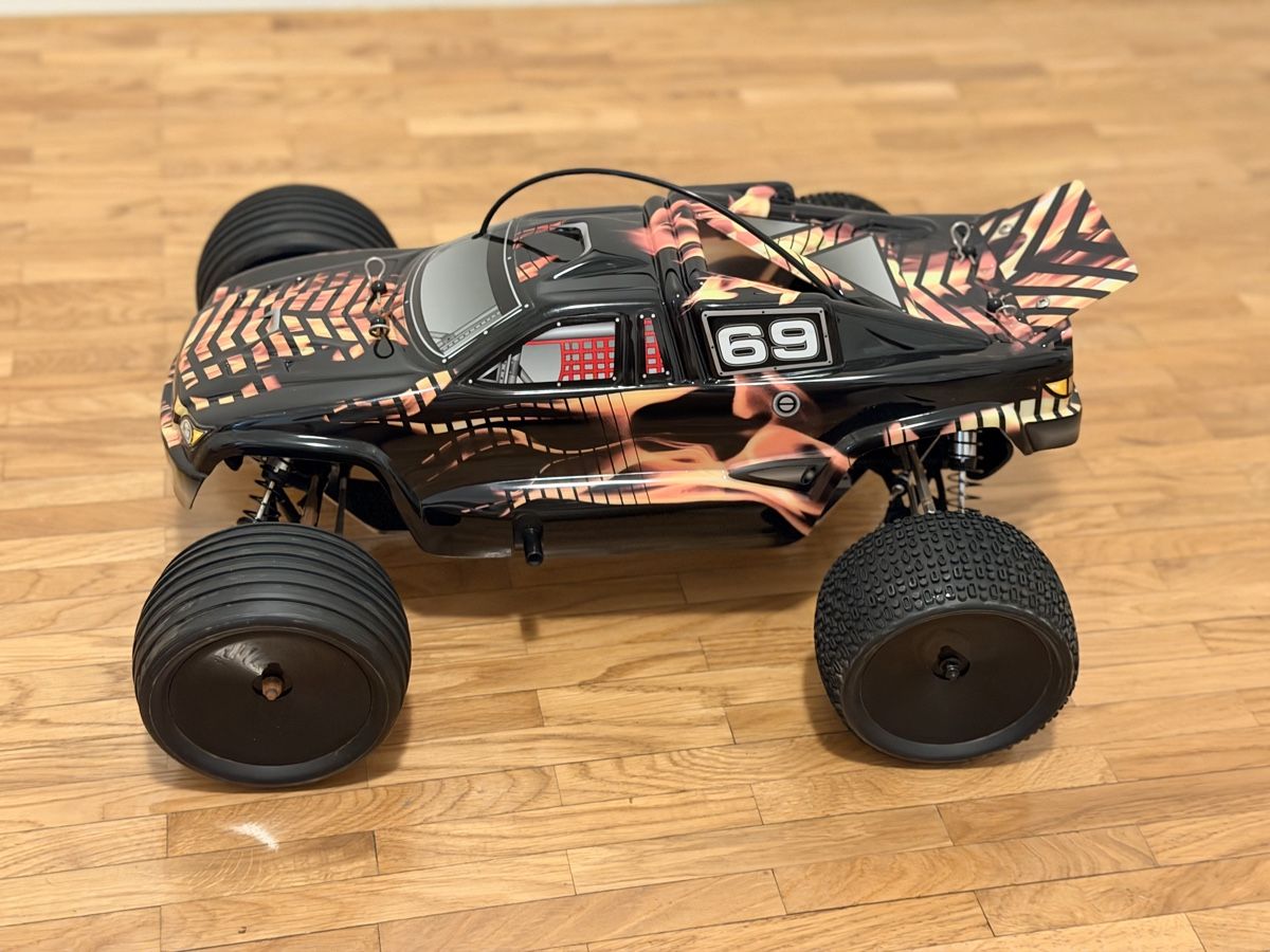 Traxxas RC Kits de montage: RC Auto Reely 40.695 Marder Verbrenner Nitro – D'occasion à Zürich par Gadgets2020 1