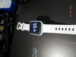 Montre digital effet connecté