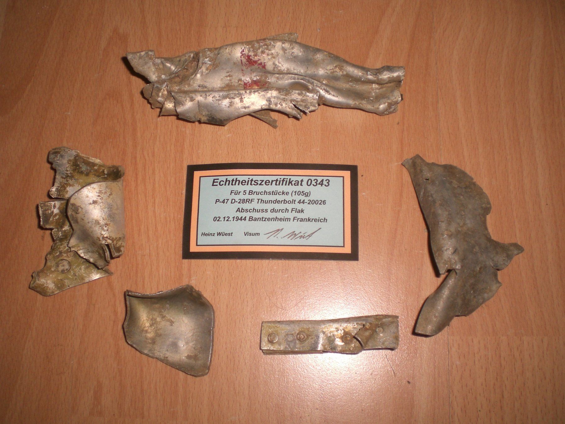 Misurare: Luftfahrt Archäologie P-47 D-28RF Thunderbolt – Usato da Grellingen venduto da Neuron67