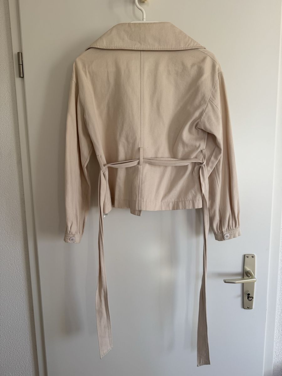 Giacche: Veste légère - Missguided – Usato da Denens venduto da sar_5wlm 2