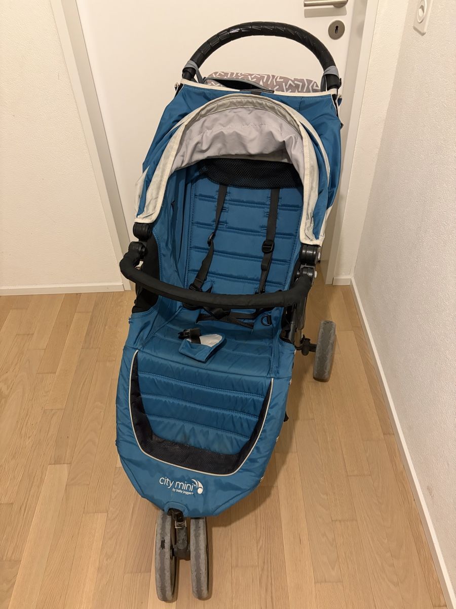 Baby Jogger Kinderwagen: Kinderwagen City Mini – Gebraucht aus Arbon von jet_w678