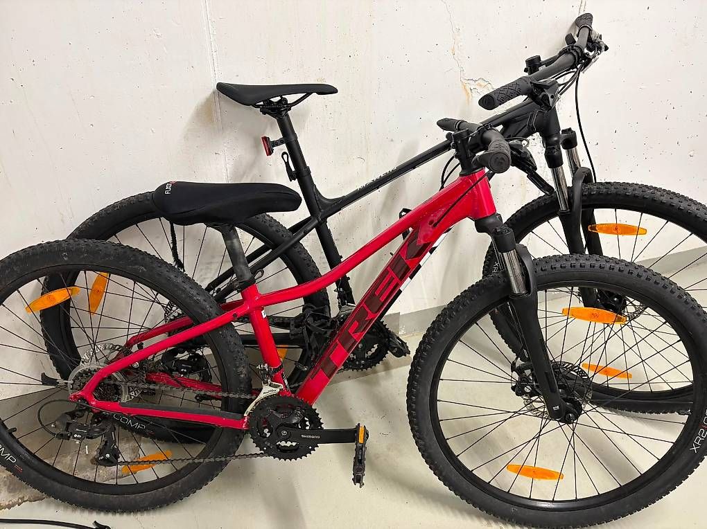 Vélos: VTT TREK MARLIN  4 Taille S – D'occasion à Vich par NatachaCK 2