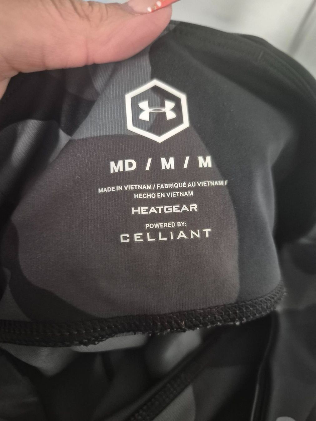 Under Armour Leggings: Under Armour Leggings, Grösse M – Nuovo (secondo la descrizione) da Laupen BE venduto da ctr_2nct 2
