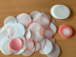 200 Stk. Ausgestanzte Kreise, weiss/rot und weiss