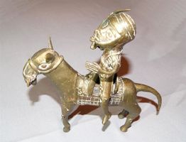 Benin-Bronze: Krieger zu Pferd