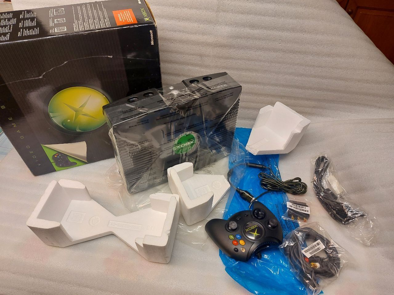 Microsoft Console: Microsoft Xbox - First-Generation Original – Nuovo e nell'imballaggio originale da Pambio Noranco venduto da TREBORLOP