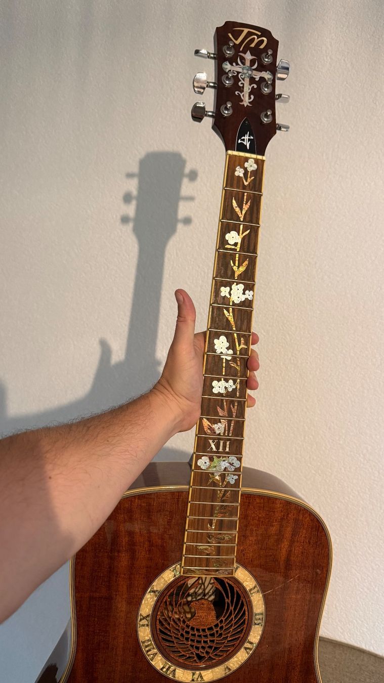 Musikinstrumente: Guitare acoustique – Gebraucht aus Villars-sur-Glâne von kirkyoyo 1