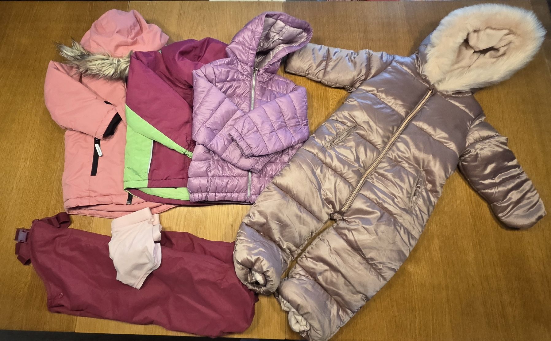 Kleiderpakete & -sets: Mädchen Kleiderpaket 86/92 – Gebraucht aus Scherz von Vogue05