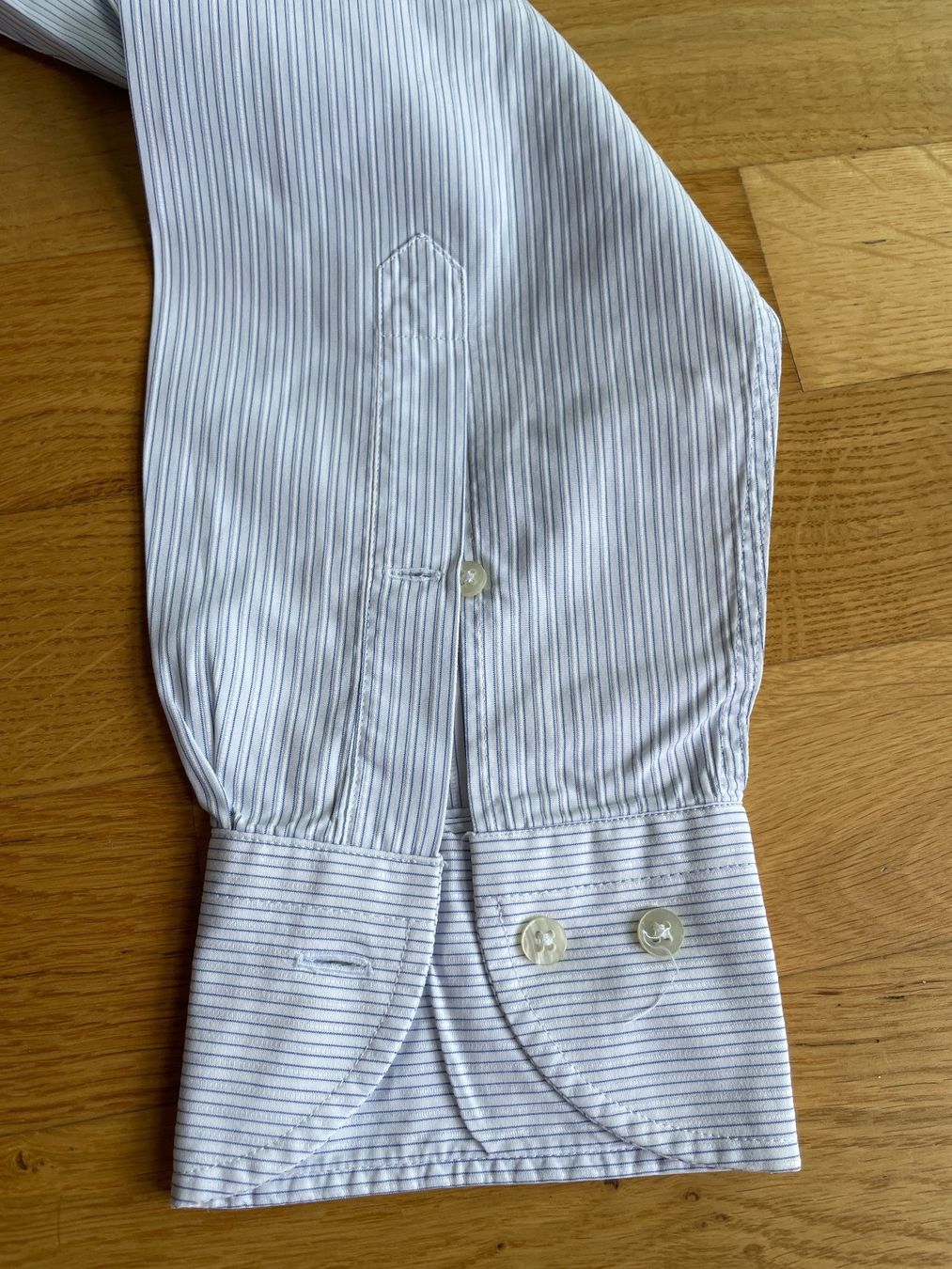 Navyboot T-shirt: 2x Navyboot Shirts slim line 37 size – Usato da Zug venduto da dim_np7l 6