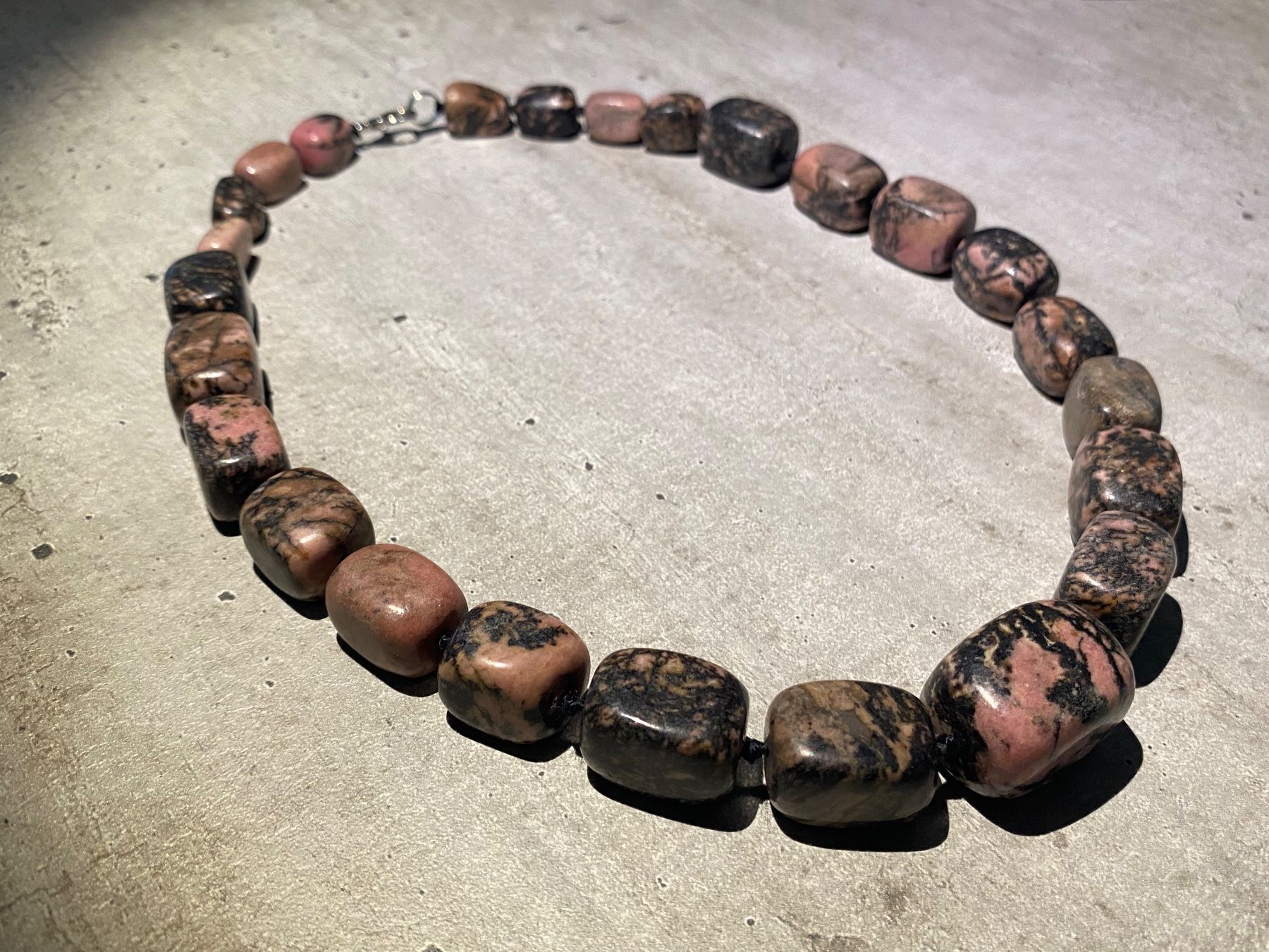 Catenine: natürlicher Rhodolith - Edelstein Halskette – Nuovo e nell'imballaggio originale da Laax GR venduto da krippenfiguren-laax