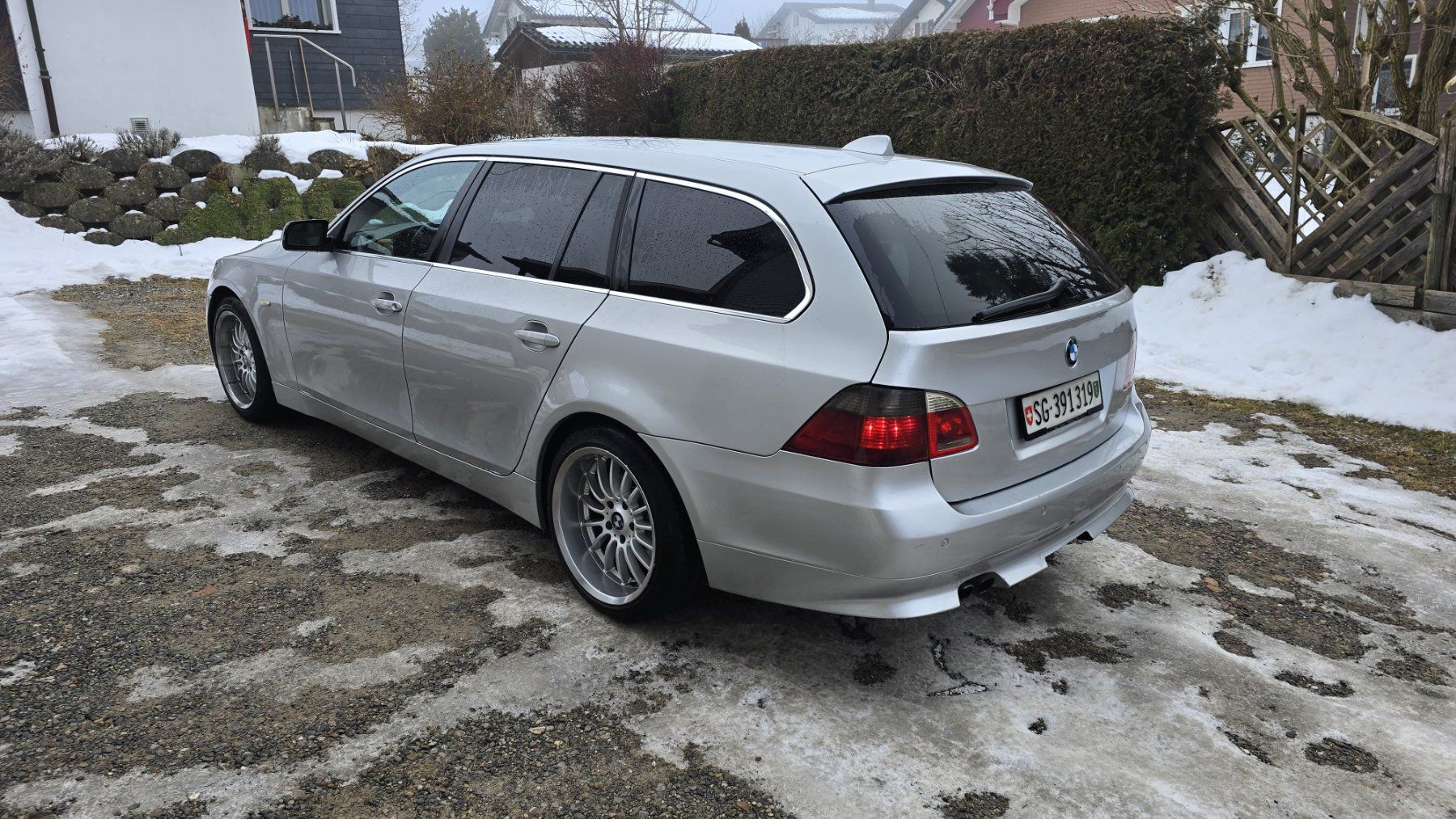 BMW Autos: BMW E61 530d Touring Automatik, ab 1.- – Gebraucht aus Wittenbach von yamaha71 3