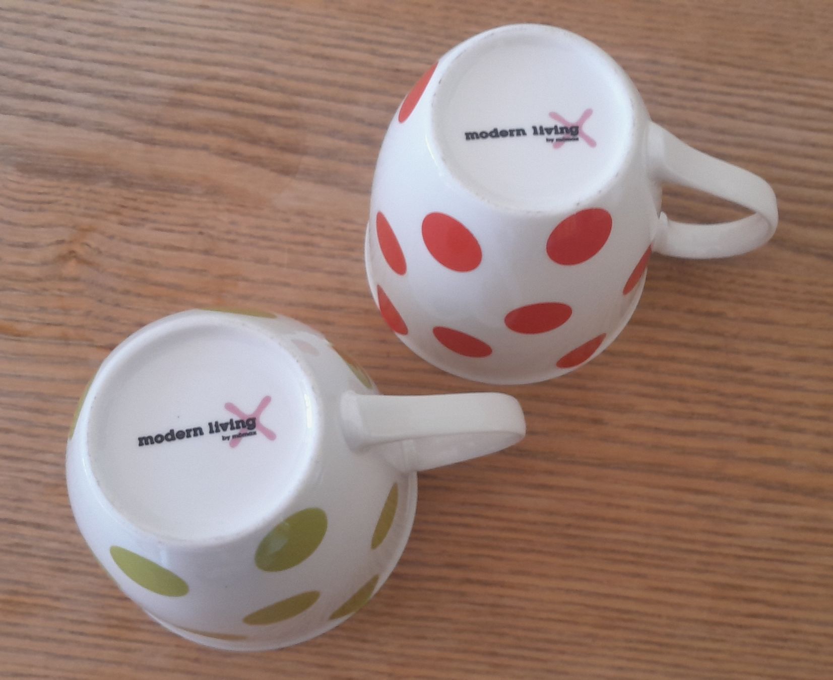 Tazze: Tassen 2er Set "modern living", gepunktet – Usato da Adlikon b. Andelfingen venduto da Kraemse 2