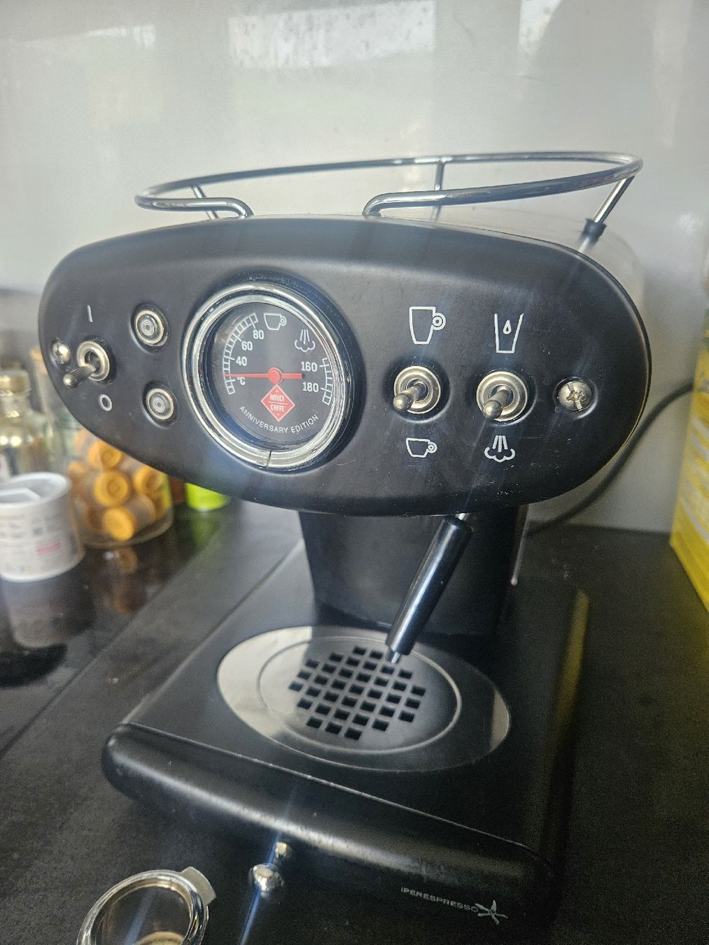 Illy Macchine per caffè & Macchine per espresso: Kaffeemaschine Iperespresso Illy – Usato da Altendorf venduto da nab_mxj7 3