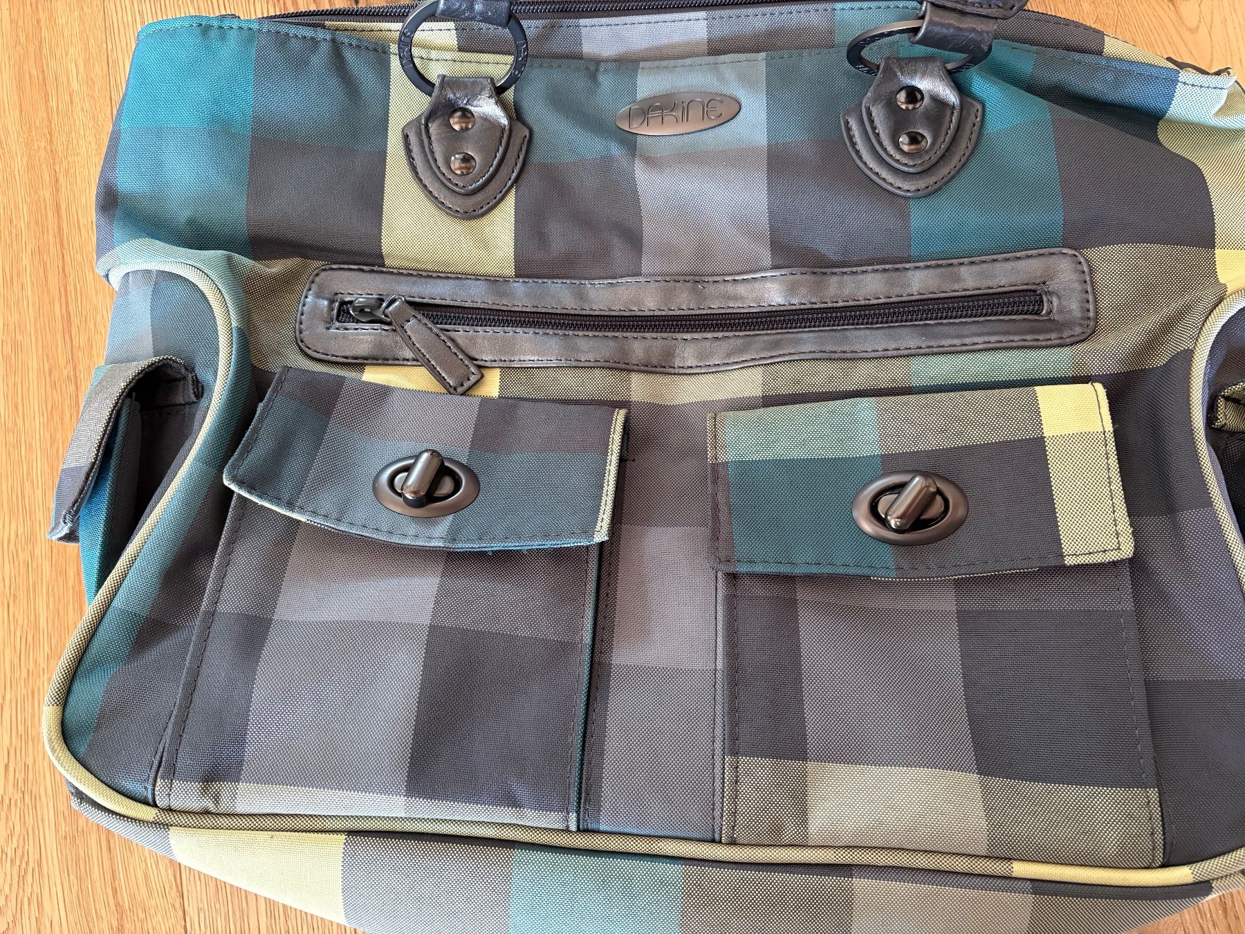 Dakine Borse da donna: Dakine Taschen – Usato da Beatenberg venduto da Rose406 3