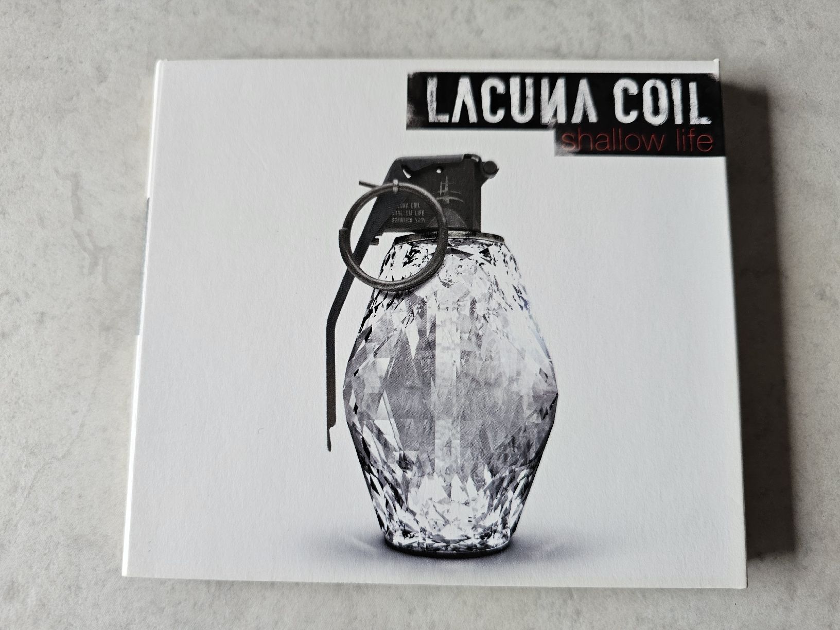 CD: Lacuna Coil  -  Shallow Life – Usato da Schneisingen venduto da backstore24