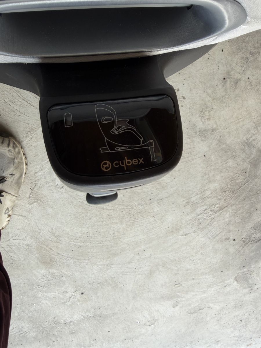 Cybex Sièges auto: Cybex Anoris T2 mit Airbag – D'occasion à Salgesch par mila12345 1