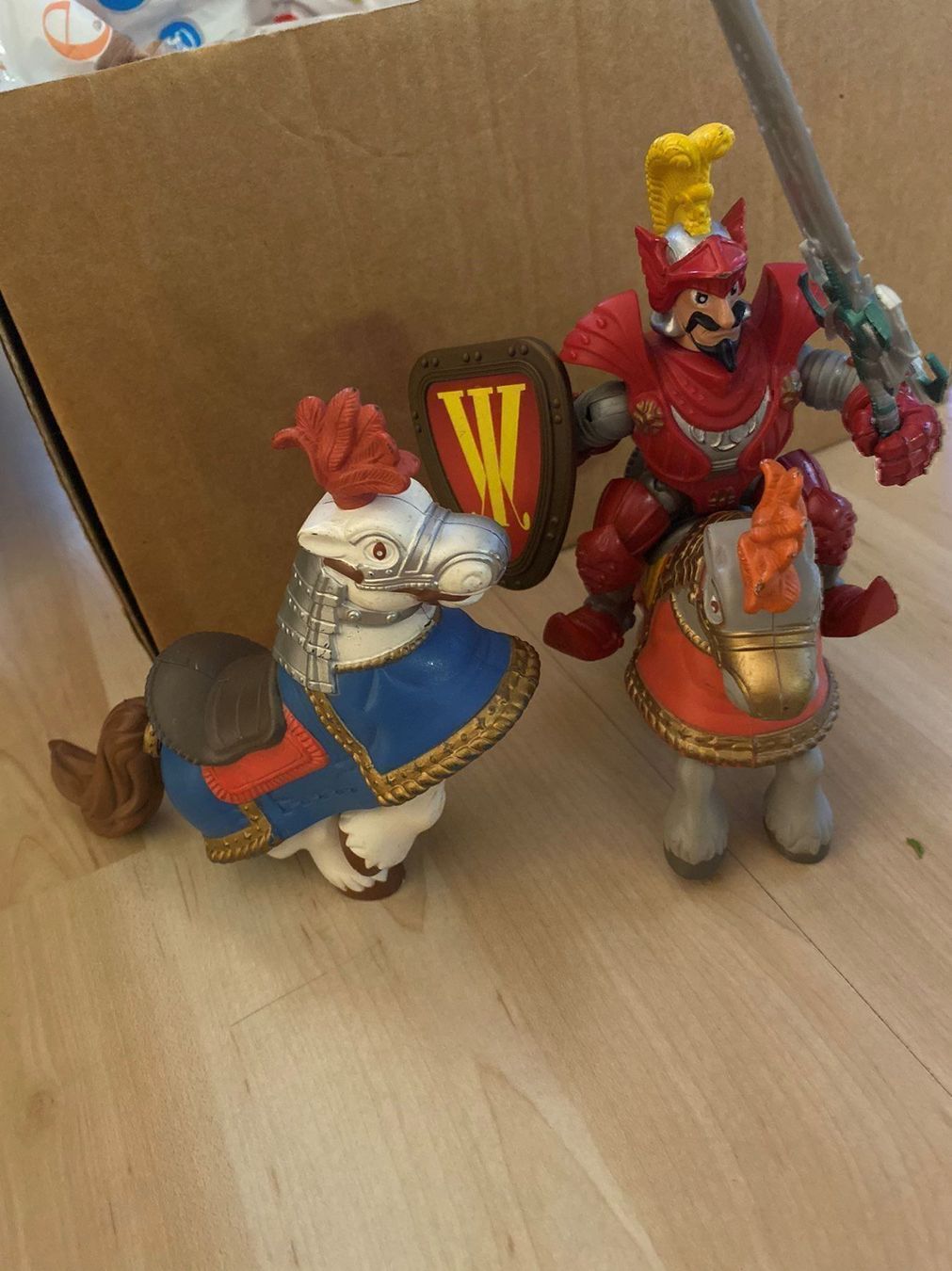 Giocattoli: Ritter und 2 Pferde grosse Figuren – Usato da Dietlikon venduto da Ss11 2