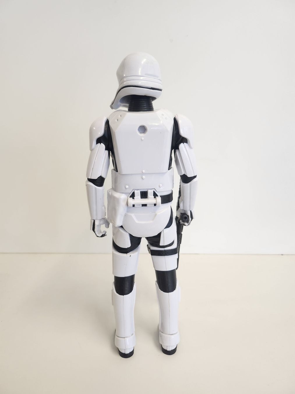Star Wars Statuette: Star Wars First Order Stormtrooper 30cm  – Usato da Niederurnen venduto da Ghost.recon 1