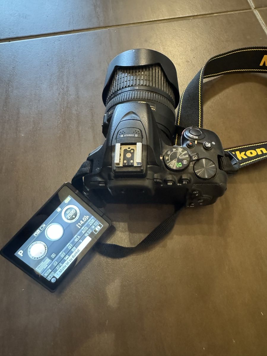 Nikon Appareil photo: Nikon D5600 Kit – D'occasion à Saanen par tim_7zhk 1
