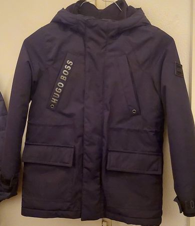 HUGO BOSS VESTE ENFANTS grandeur 126/ 8 ans-collection privé