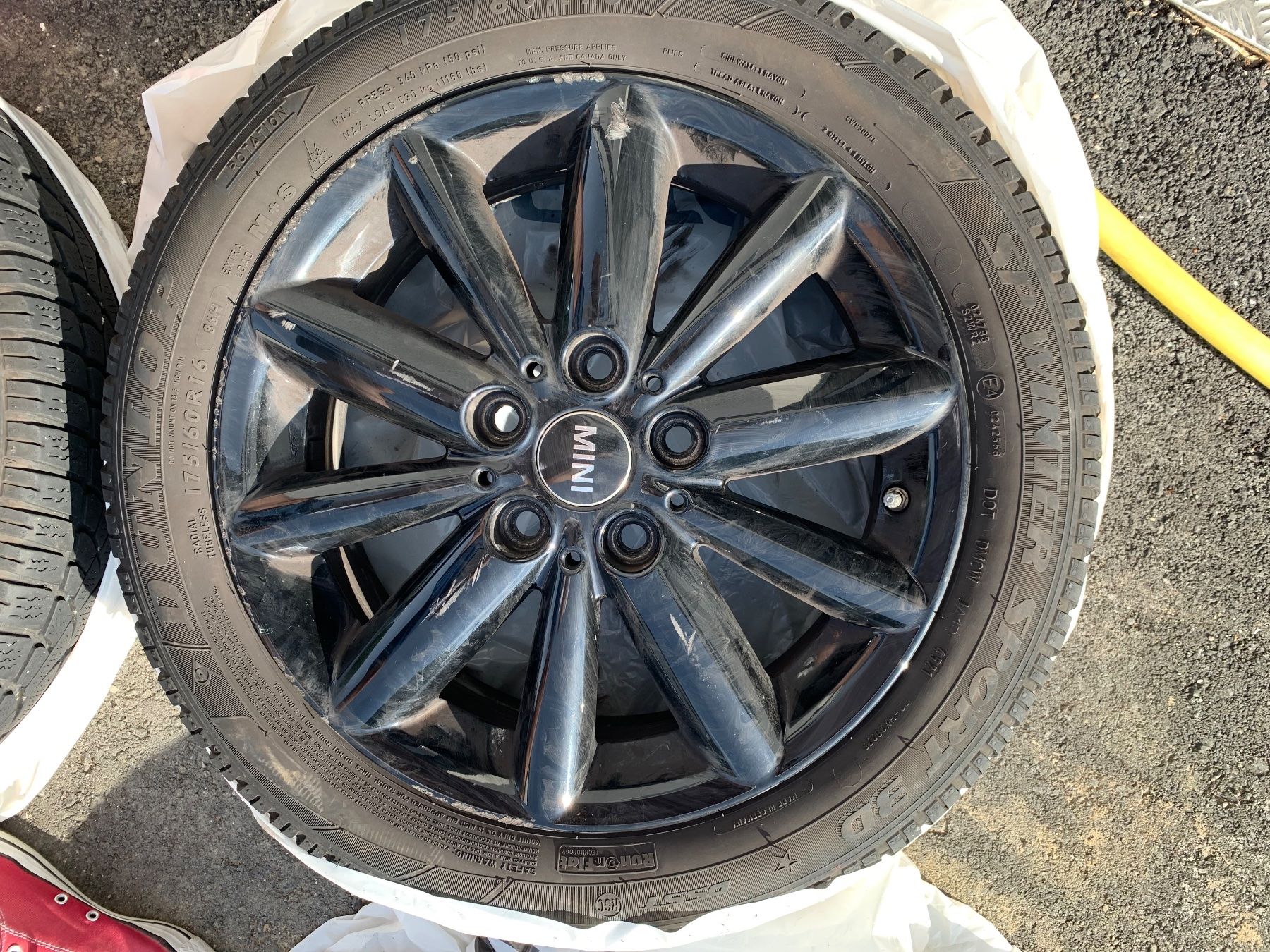 Mini Jantes: Jantes Mini Cooper x4 – D'occasion à Riaz par bru_2sfd 1