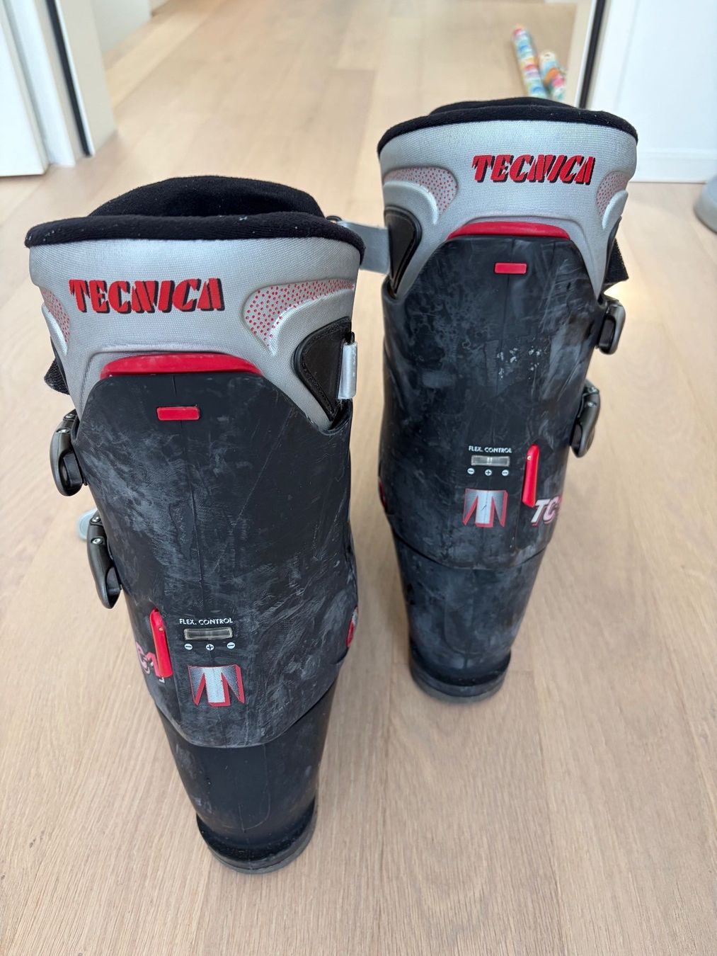 Tecnica Scarpe da uomo: Skistiefel - Tecnica - Grösse 45 – Usato da Basel venduto da Gunther_Welten 1