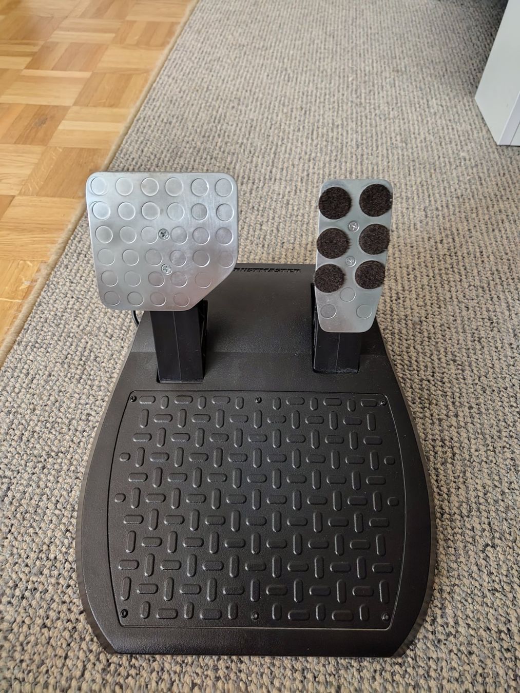 Konsolen: Setup SimRacing Thrustmaster TX 458 Italia + siège bluetooth – Gebraucht aus Petit-Lancy von 12j_26zx 6