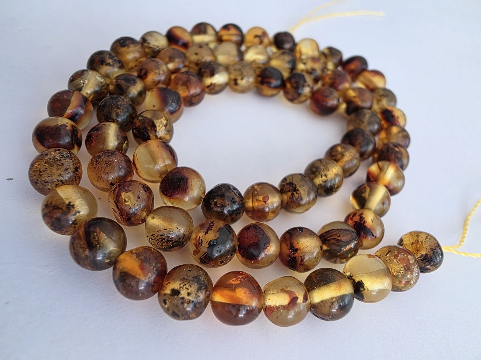 Mineralien & Heilsteine: Bernstein Amber baltisch ca. 6mm. Strang – Neu und originalverpackt aus Menziken von Mirager 1