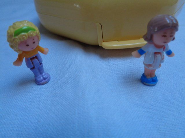 Polly Pocket Salon De Coiffure Bluebird 1990 - 2 Figurines - État D'usage