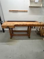 Werkbank Hobelbank aus Holz mit zwei Schraubstöcken