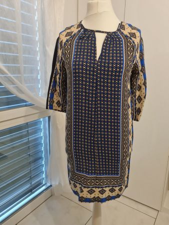 Sehr schönes Kleid
