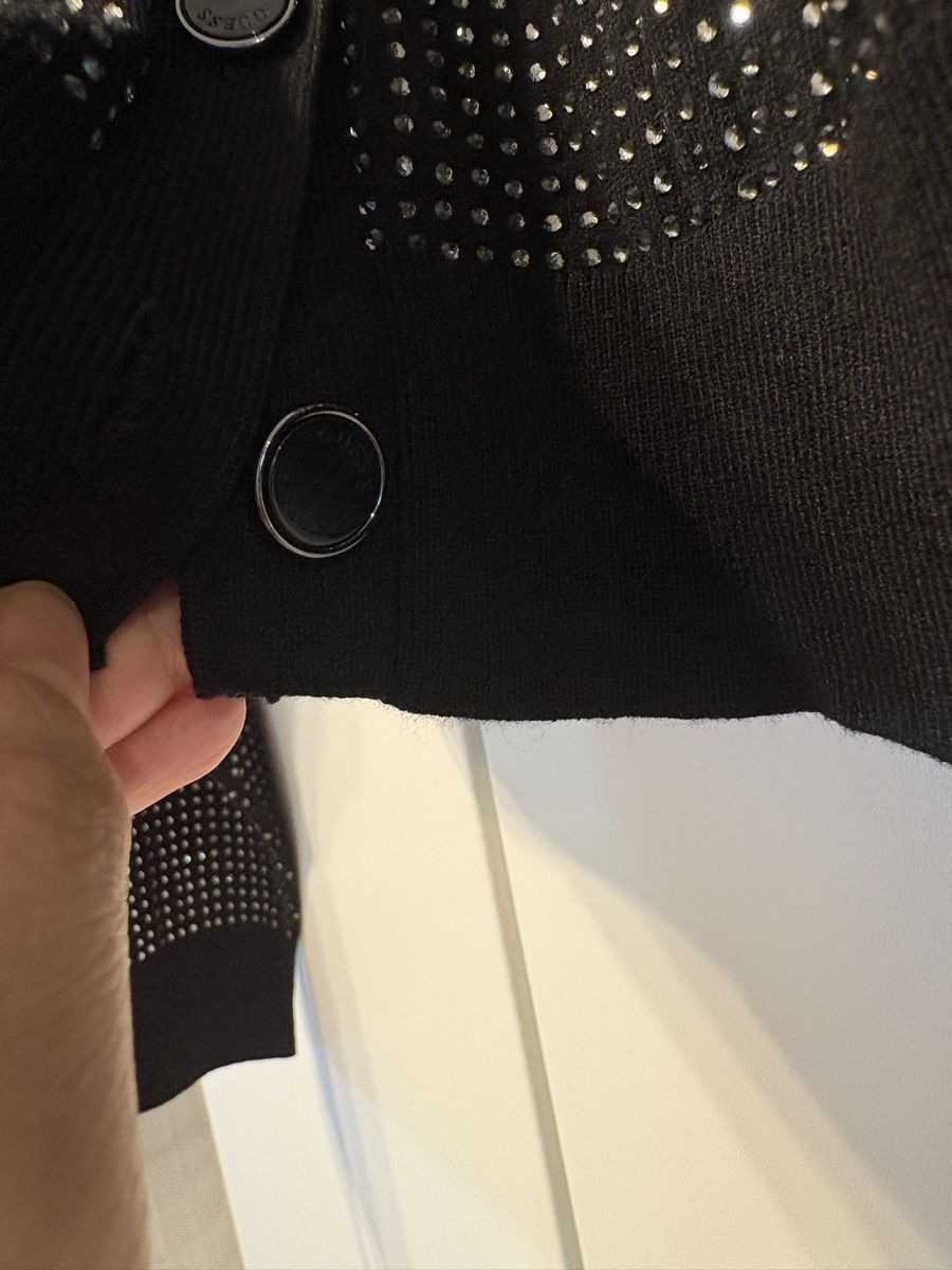 Guess Jacken: Guess Strickjacke mit Steinchen – Neu (gemäss Beschreibung) aus Bülach von kittygismo 3