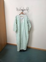 Kleid wie Nachthemd aus dem Libanon, event. Für Fasnacht