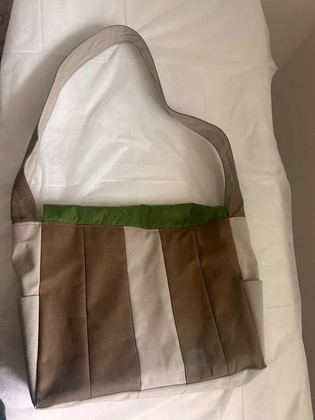 Taschen für Damen: Borsa artigianale handmade a tracolla – Gebraucht aus Bellinzona von lau_zf9c 1