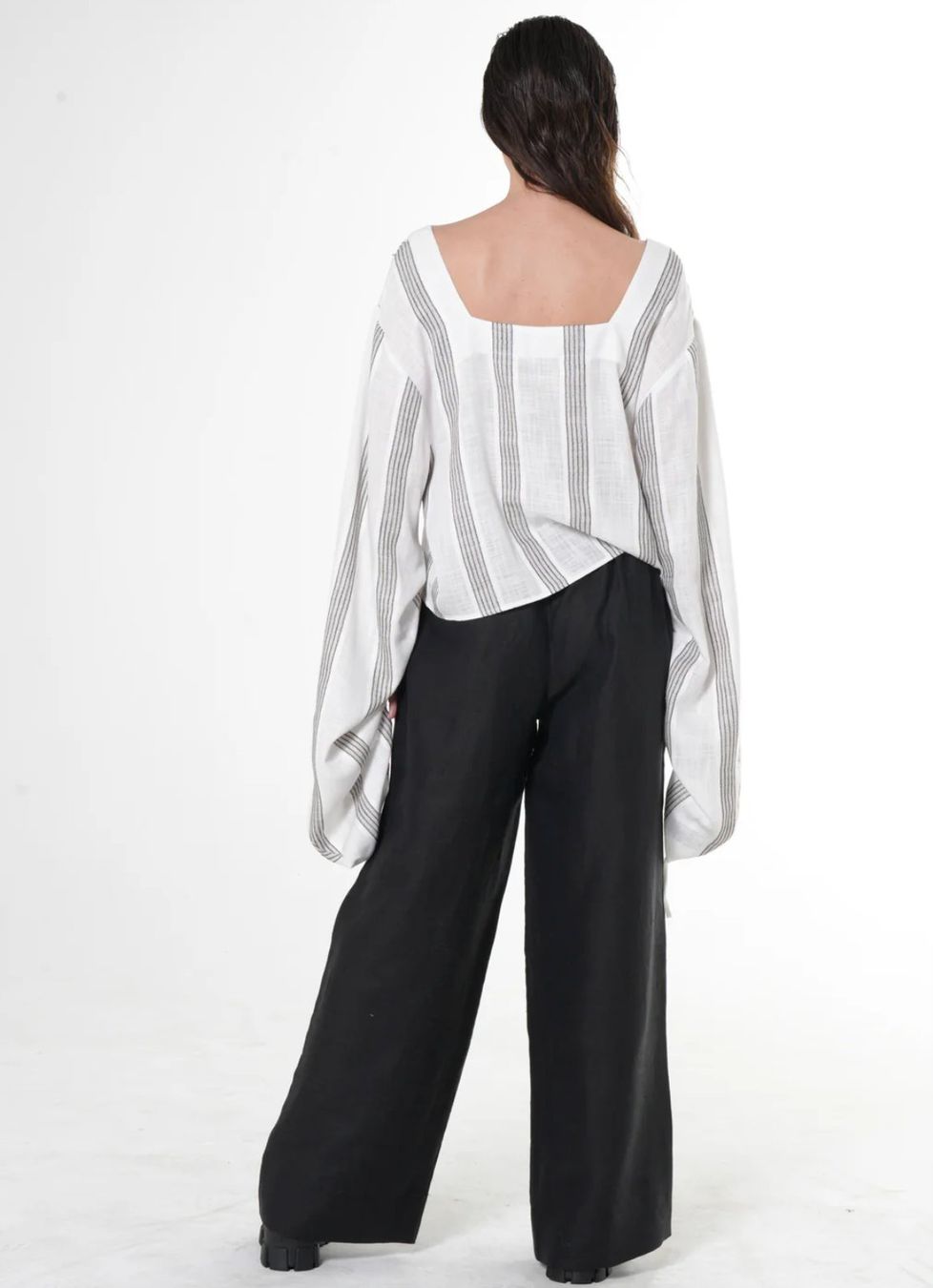 Chemisiers: Designer Bluse mit überglangen Ärmeln - Handmade – Neuf avec emballage d'origine à Zürich par Naebeli 3