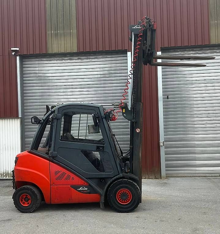 Linde Carrelli elevatori e a forche: Dieselstapler Linde mit Waage – Usato da Menziken venduto da Tairi10 3