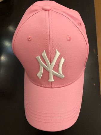 Coole NY Yankees Cap in Rosa, neuwertig für den Sommer!