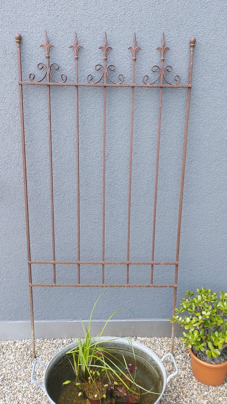 Altre Decorazioni per giardino: Zaun aus Eisen - Kletterhilfe – Usato da Küssnacht am Rigi venduto da Mukare 2