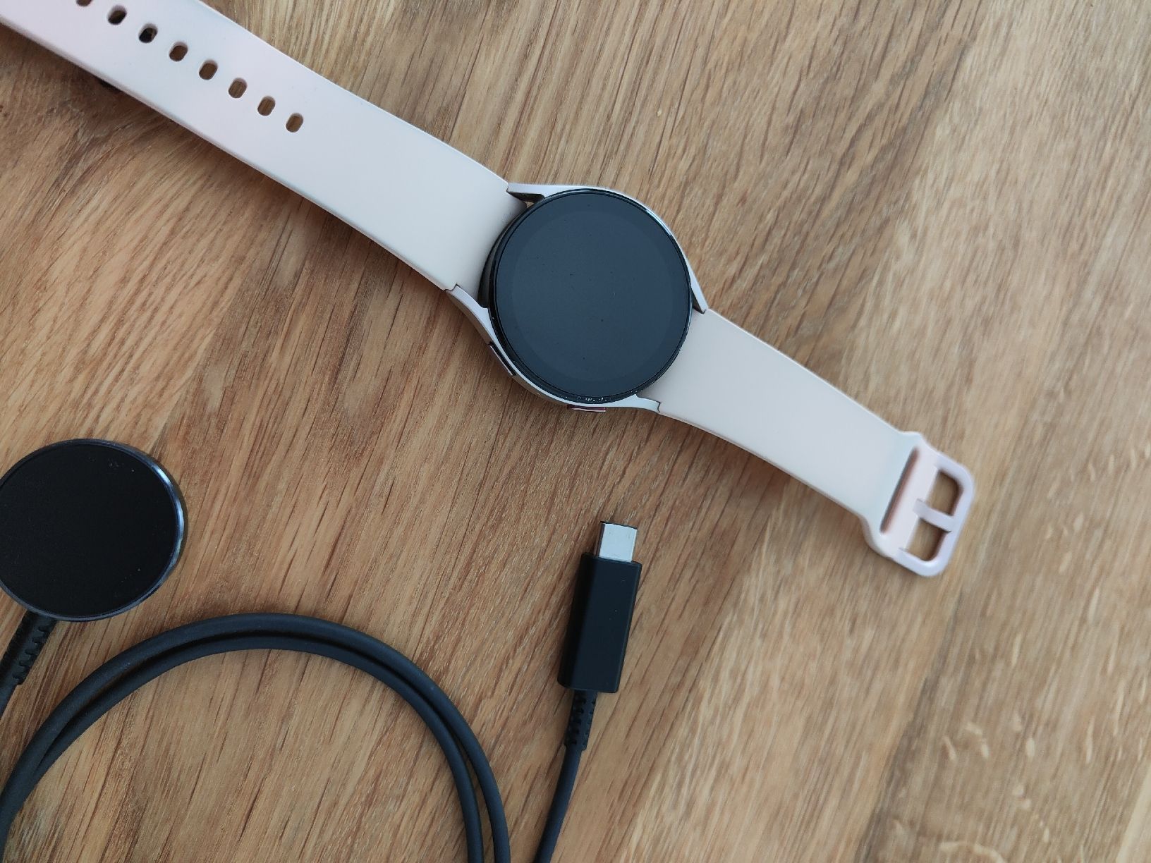 Samsung Smartwatch: Smartwatch Samsung Galaxy Watch 5 rosa – Usato da Widnau venduto da ral_5fxq 2