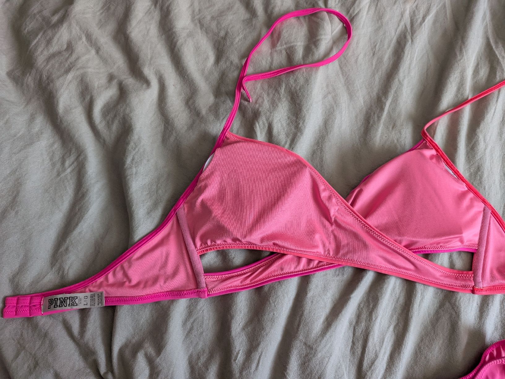 Victoria's Secret Costumi da bagno & Bikini: Bikini-Set PINK Grösse M zweifarbig  – Usato da Pfäffikon SZ venduto da deyjanira 3