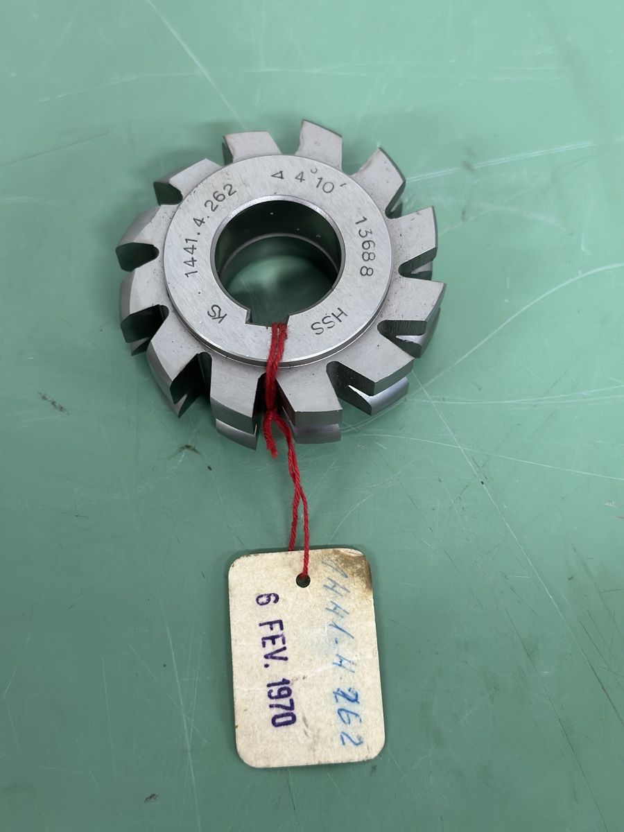 Tutti gli attrezzi: 5X HSS Gear Cutters, Different Sizes and Modules – Nuovo e nell'imballaggio originale da Aarberg venduto da SNMachines 3