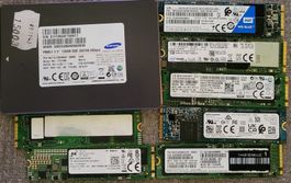 8×Konvolut SSD Festplatten Samsung WD Intel diverse Modelle