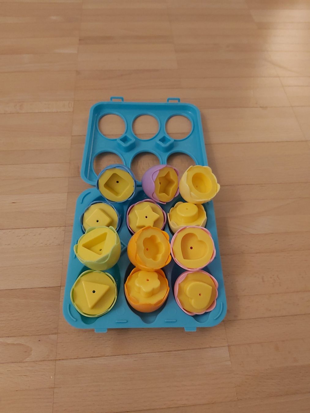 Giocattoli: Spielzeug Eier Box Motorik Baby – Usato da Frauenfeld venduto da mariom02 1