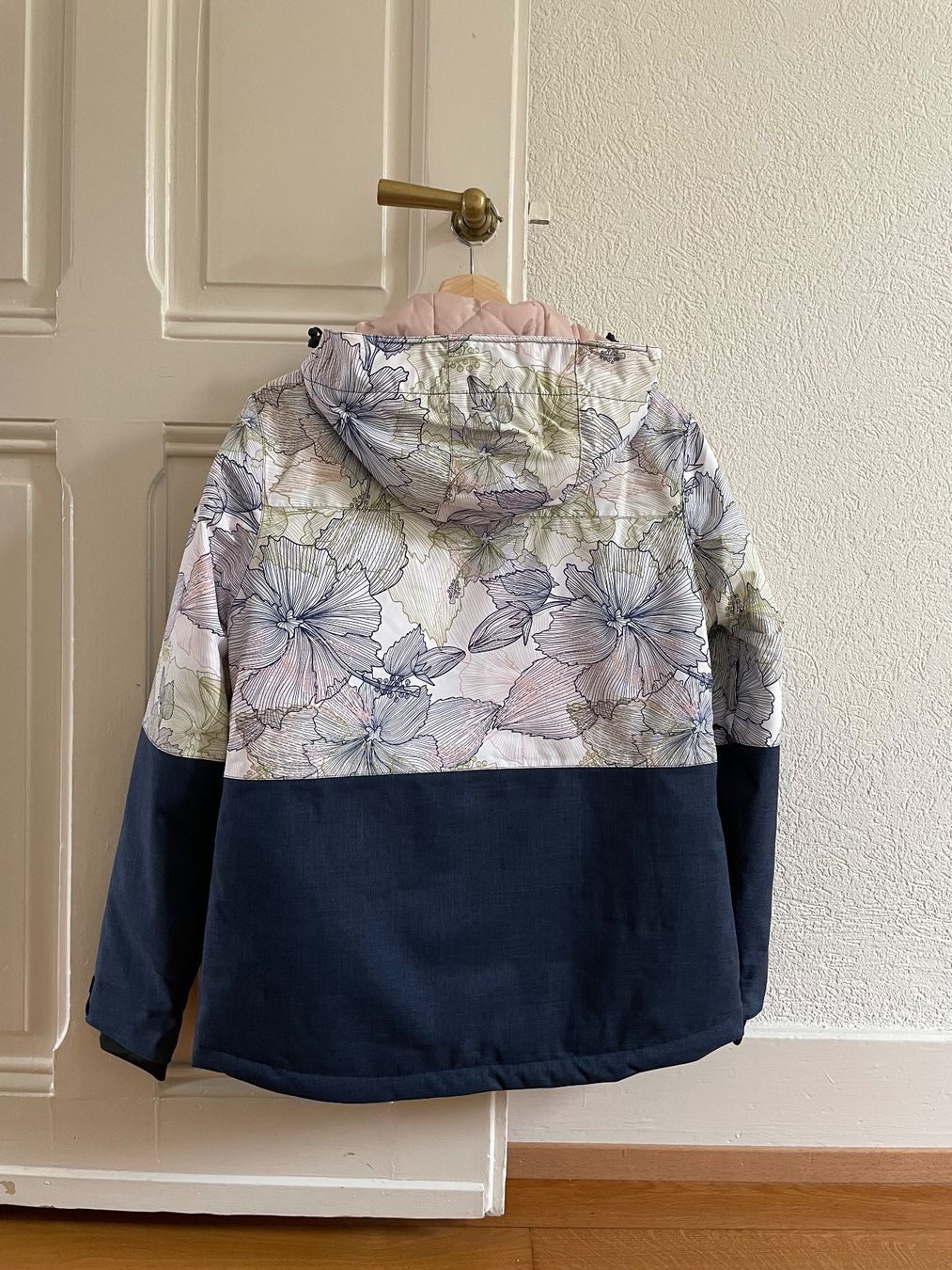 Giacche: Veste de ski Beach Mountain, neuve! – Nuovo e nell'imballaggio originale da Vevey venduto da giorgi_cara 1